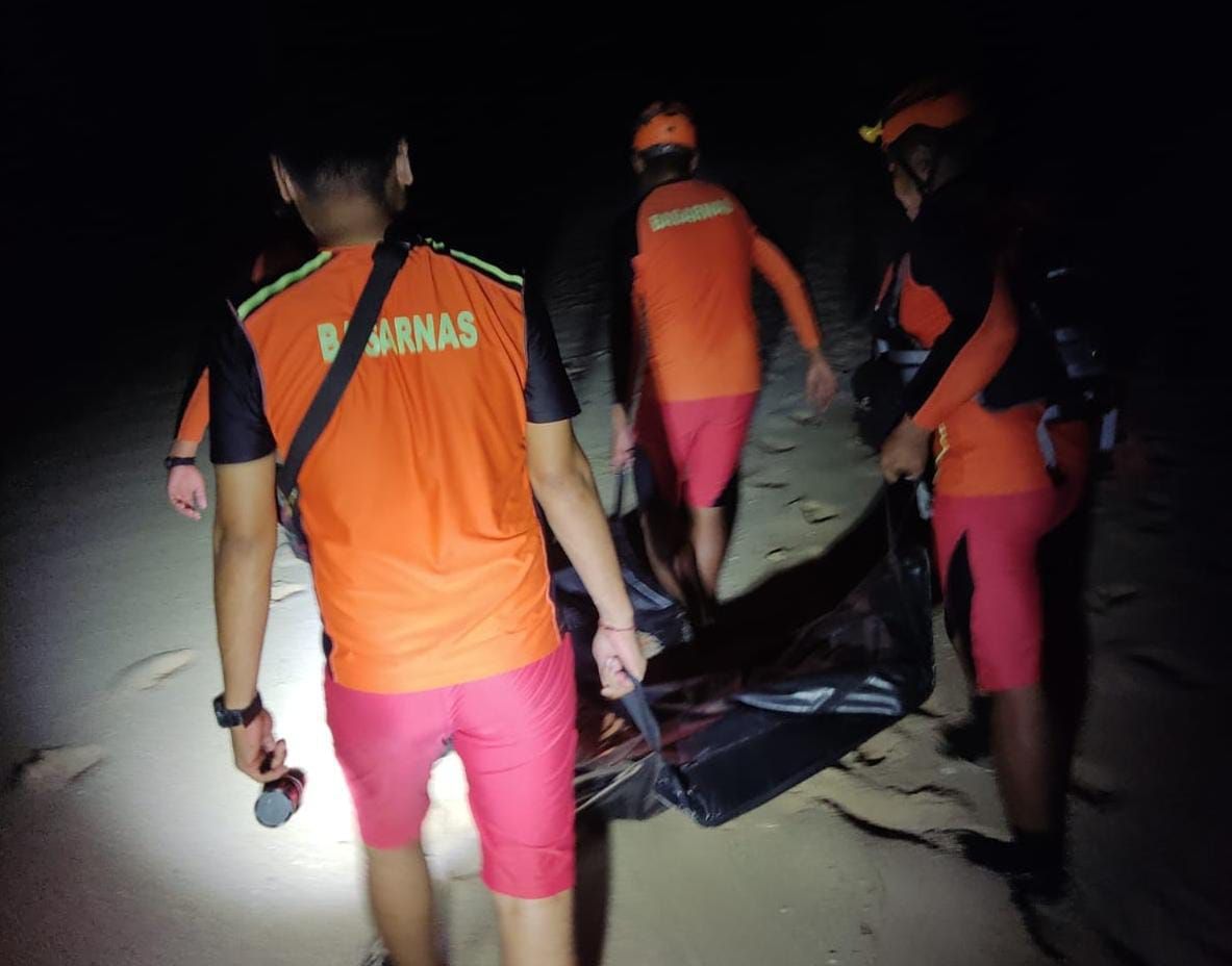 podiumnews.com-Dua dari Tiga WNA Terseret Arus Dapat Selamat